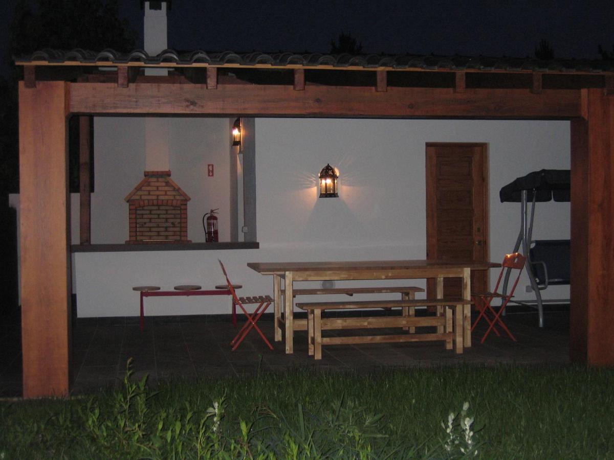 Casa Ribeira De Pera Villa Castanheira de Pera Eksteriør bilde